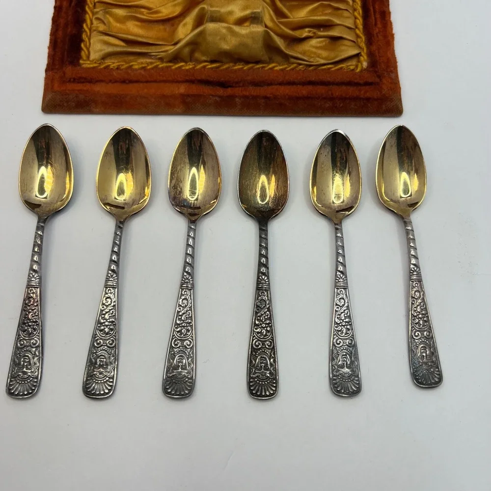 6 Pc Set 1886 Assyrian Head Silverplated Demi Spoons in Original Box Rogers Bros
